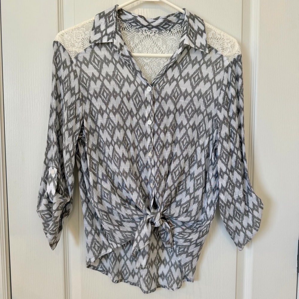 I.N. Studio Gray and White Ikat Tie Front Blouse